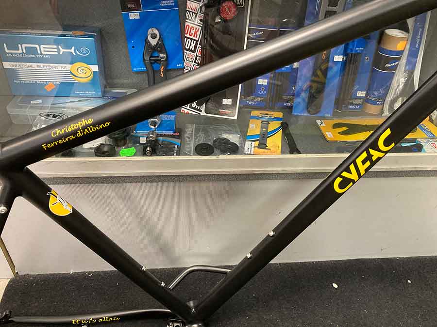 Cadre sillage de cyfac, fabrication sur mesure