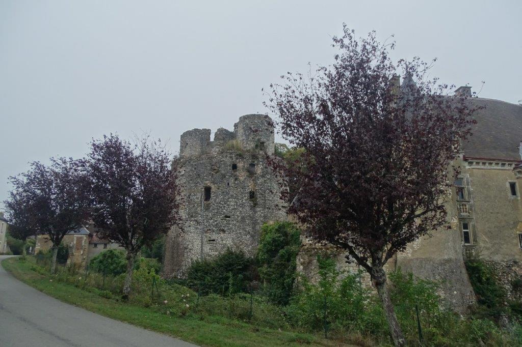 Château de Lys St Georges