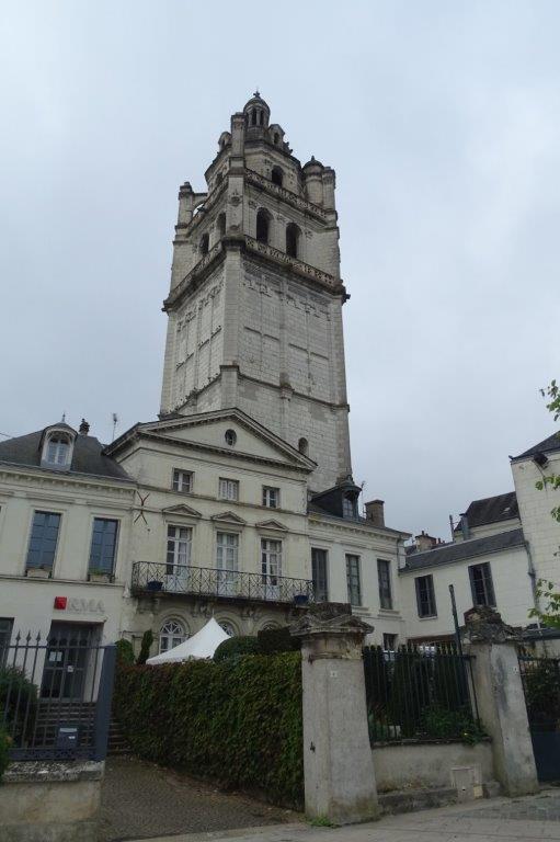 Loches